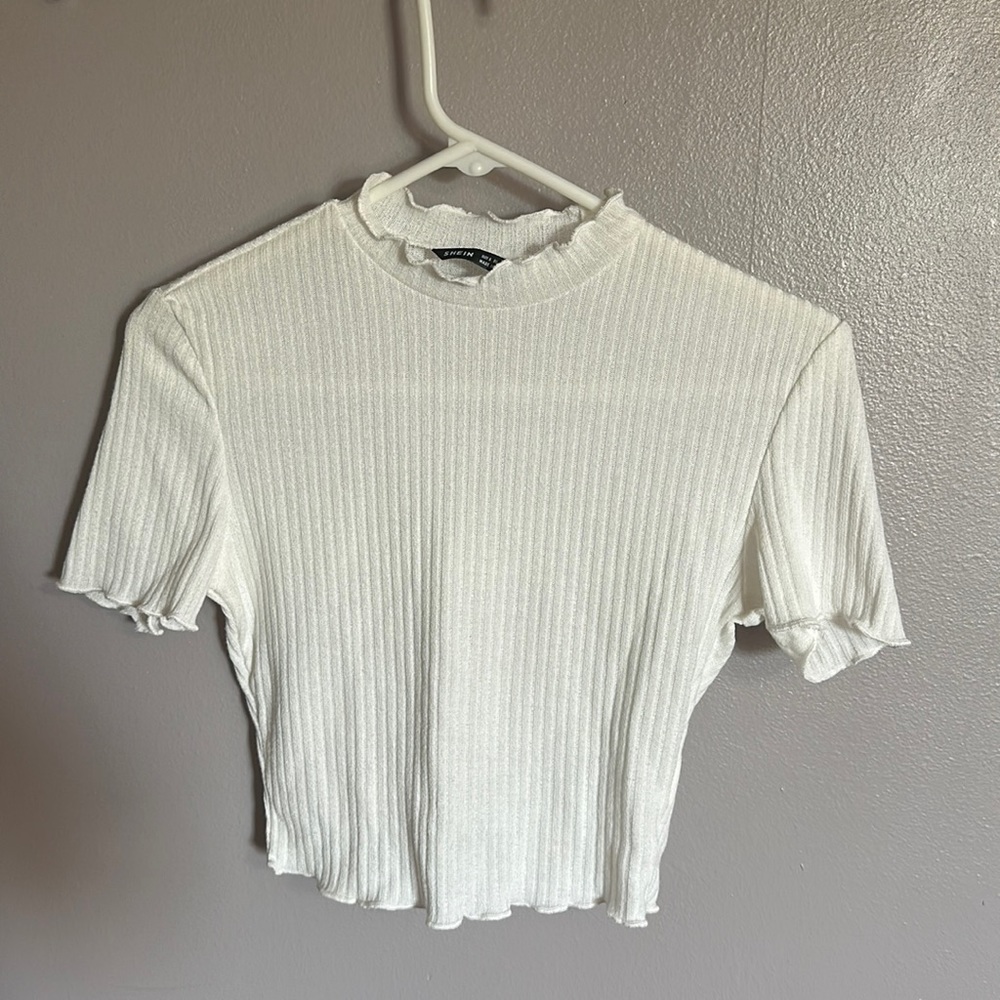 Cropped Tee